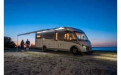 Fiamma F80L 450 Markise Gehäusefarbe Titanium Tuchfarbe Royal Blue 450 Cm -Camping Im Freien 804113 5265611